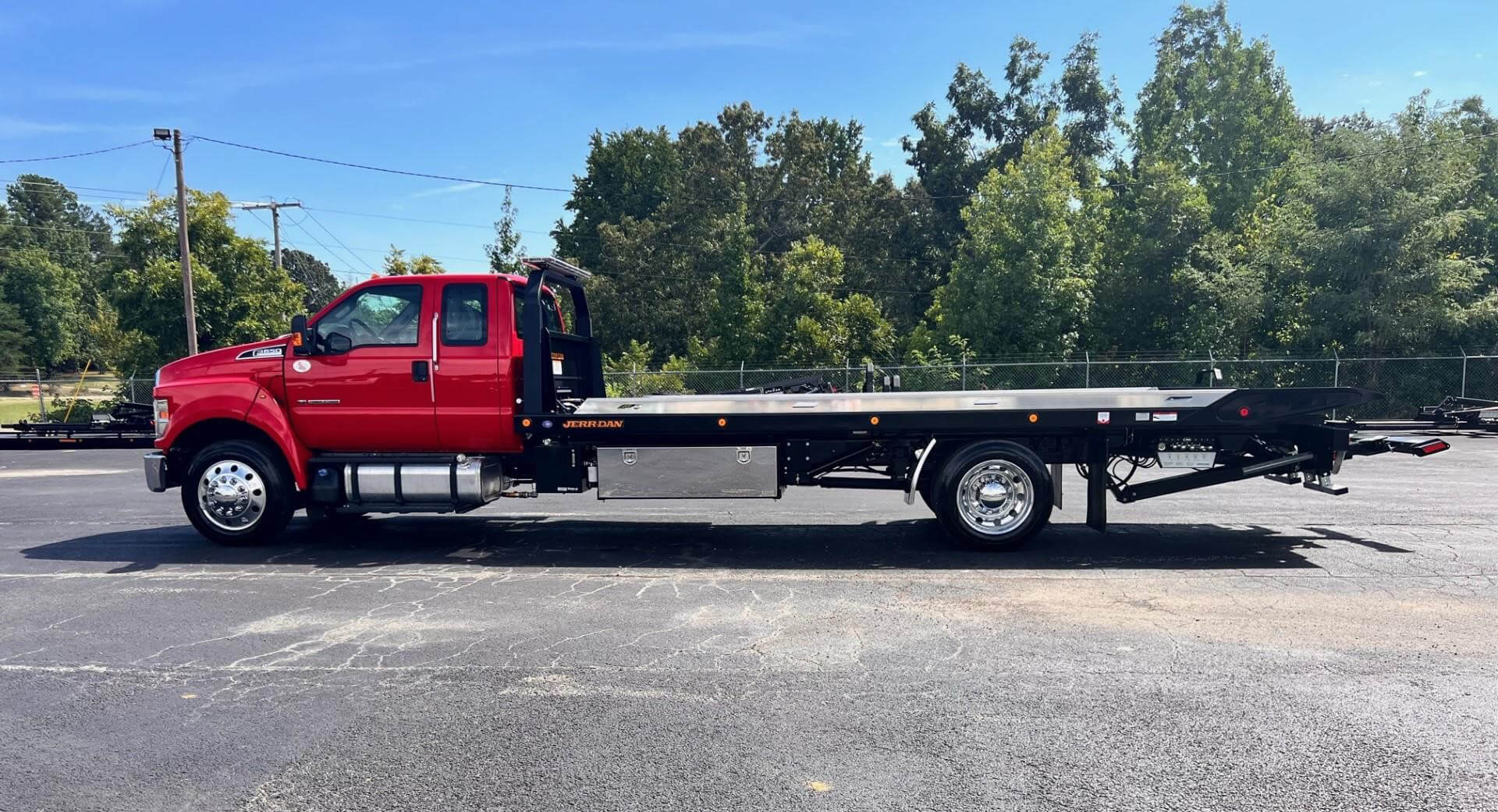 Hawkeye Truck & Wrecker Sales Inc. Newport, AR New and Used Sales